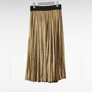 Gold Pleated A Line Skirt NWOT